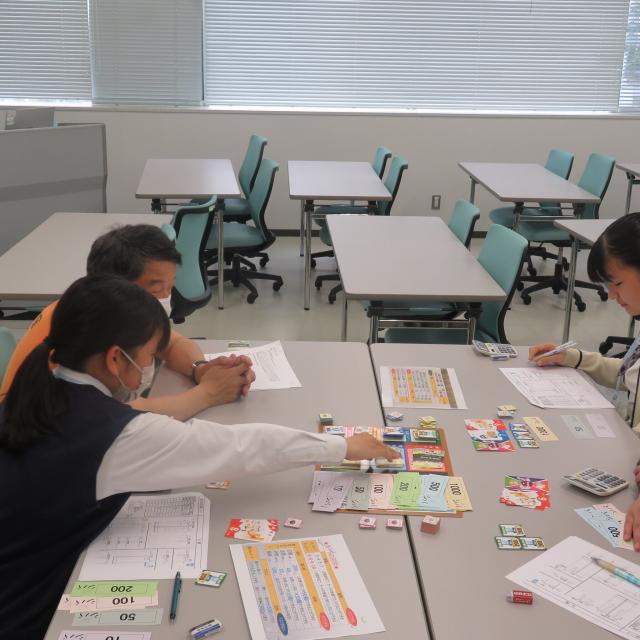 エプソン情報科学専門学校 社長BOKIゲームを体験しよう！1