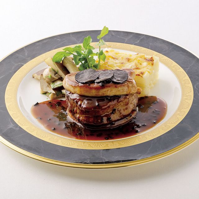 辻調理師専門学校 西洋料理「牛フィレ肉のロッシーニ風」1