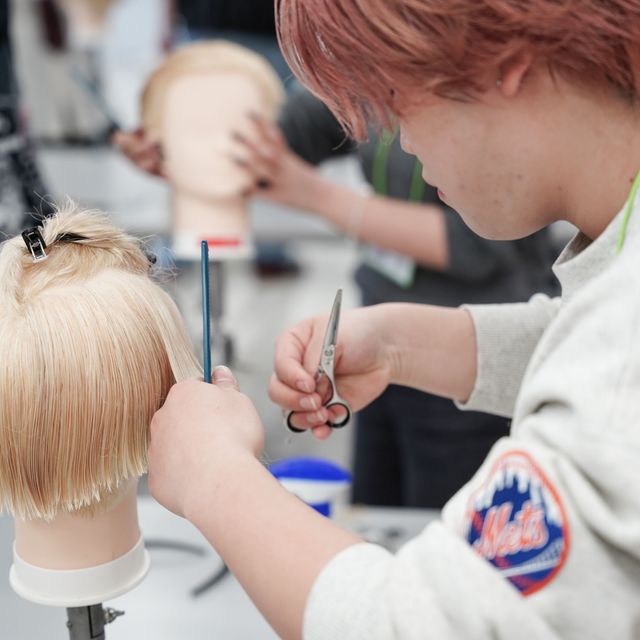 中日美容専門学校 【仮予約】体験DAY（メール記載のLINEから予約）4