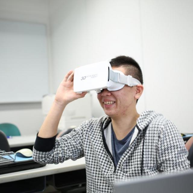 YICビジネスアート専門学校 2/23(日)【IT/Web】VRゴーグルを体験しよう!1