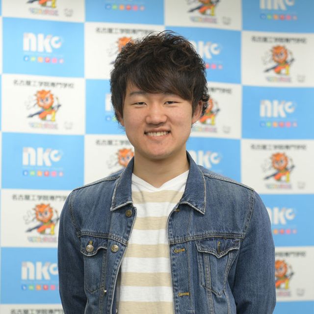 クラスメイトは大切 難しい問題など仲間同士で教え合っています 名古屋工学院専門学校 スタディサプリ 進路