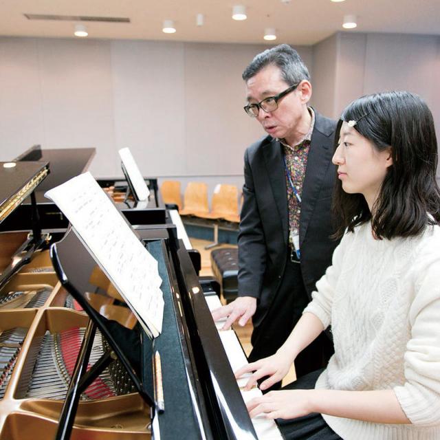 尚美ミュージックカレッジ専門学校 ピアノ演奏法講座やコード進行法講座を受けてみよう!1