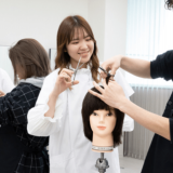 在校生と一緒に実習体験♪｜総合美容コースの詳細