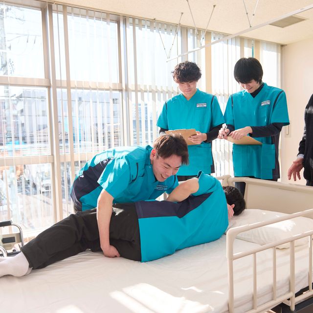 静岡福祉医療専門学校 「介護福祉士」の仕事について知ろう！【介護福祉学科】2