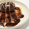 専門学校ビジョナリーアーツ オムレツ作りにチャレンジ！とろとろ卵のオムバーグ