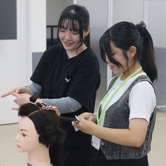 専門学校岡山ビューティモード ヘアビューティ学科｜夏休みスペシャル【午後の部】1