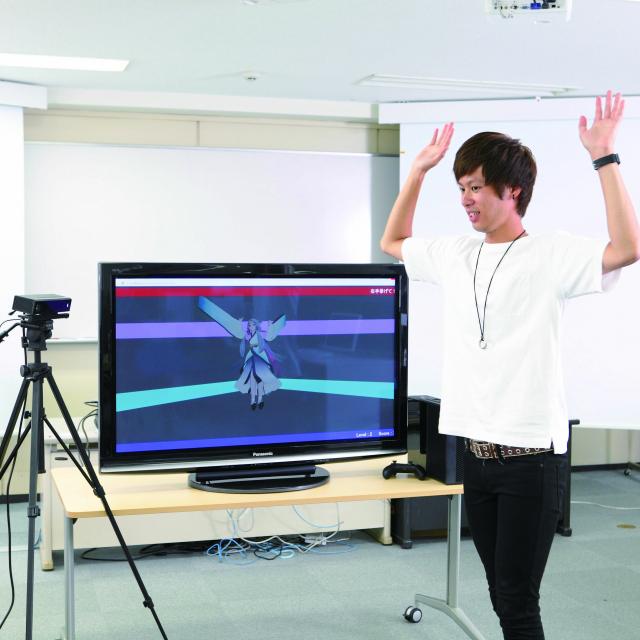 情報科学専門学校 【来校型】Xbox One ゲームプログラミング体験1