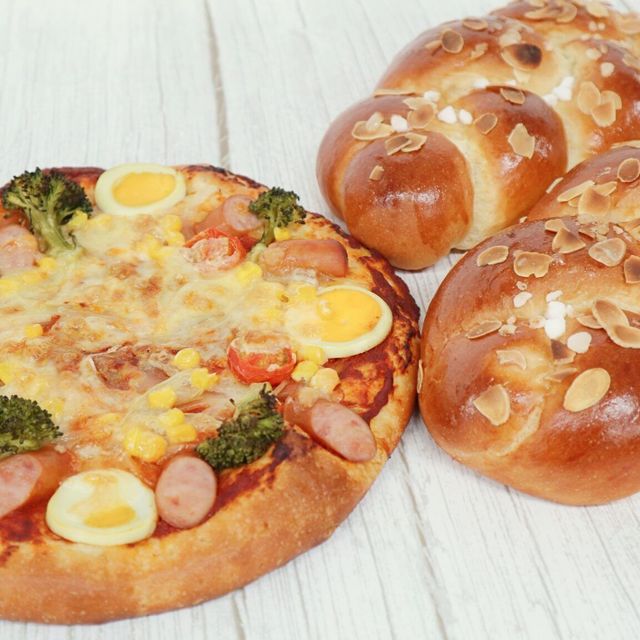 神戸国際調理製菓専門学校 【調理】本格パン＆ピザ1