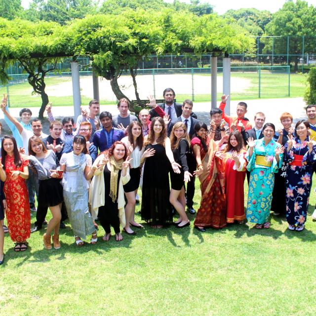 福岡外語専門学校 Let's speak in English!! 英会話体験レッスン♪1