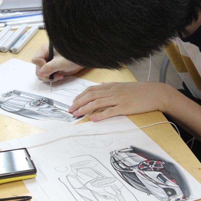 専門学校 東京デザイナー・アカデミー プロから学べる！ プロダクトデザインのスケッチ講座！1