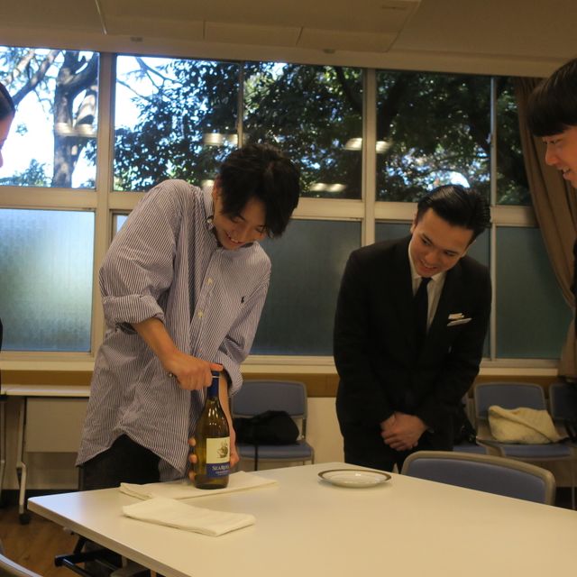 東京ＹＭＣＡ国際ホテル専門学校 【体験入学／料飲サービス編】バーテンダーに挑戦！2