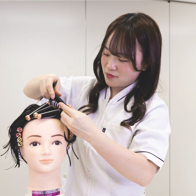 長野理容美容専門学校 文化祭をもっと楽しく！綺麗の魔法をかけちゃおう　3