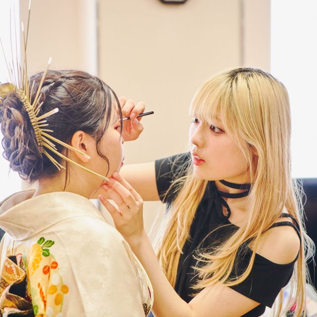 高津理容美容専門学校 ★ハロウィンヘアショー★プレセントGet！2