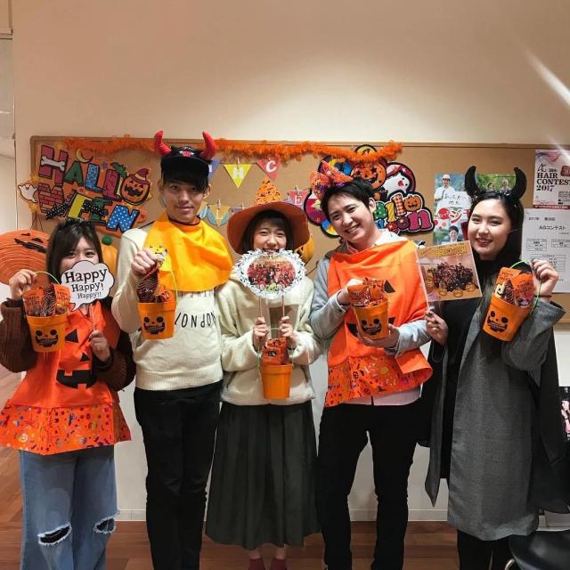 理容美容専門学校西日本ヘアメイクカレッジ 【美容科】ハロウィンパーティー1