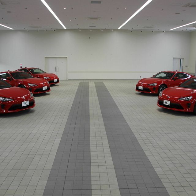 専門学校西日本昴自動車工科大学校 【自動車整備体験】自動車の構造を確認しよう！3