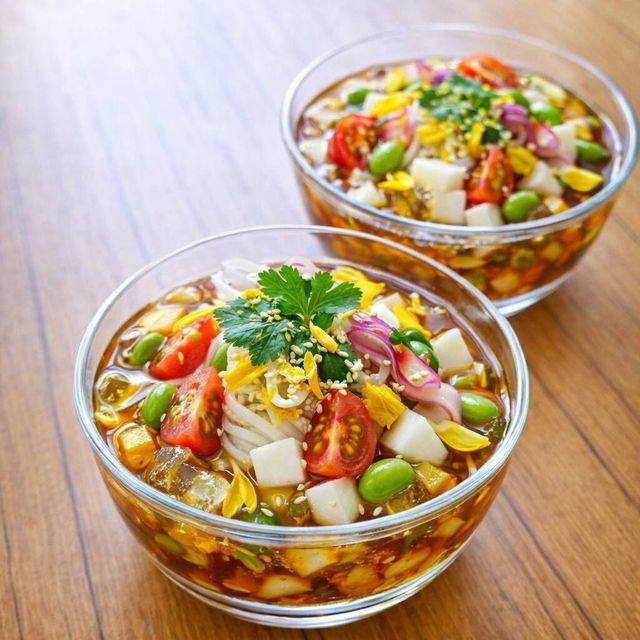 悠久山栄養調理専門学校 【調理師科】彩り野菜のそうめん～翡翠ジュレ仕立て～1