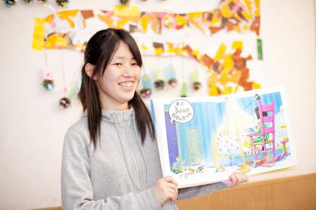 千里ニュータウン保育園 松井 明日香さん 子供の できた に立ち会えると嬉しい 大阪保育こども教育専門学校 スタディサプリ 進路