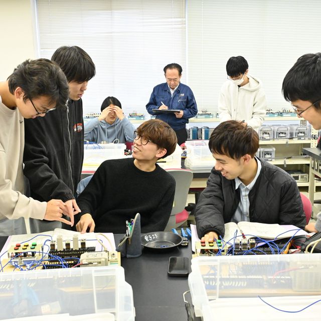 千葉職業能力開発短期大学校 AIを使った対話型シミュレーションゲーム体験！1