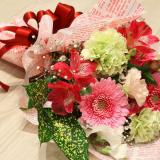 季節のお花を使ってオリジナルフラワーアレンジメント体験の詳細