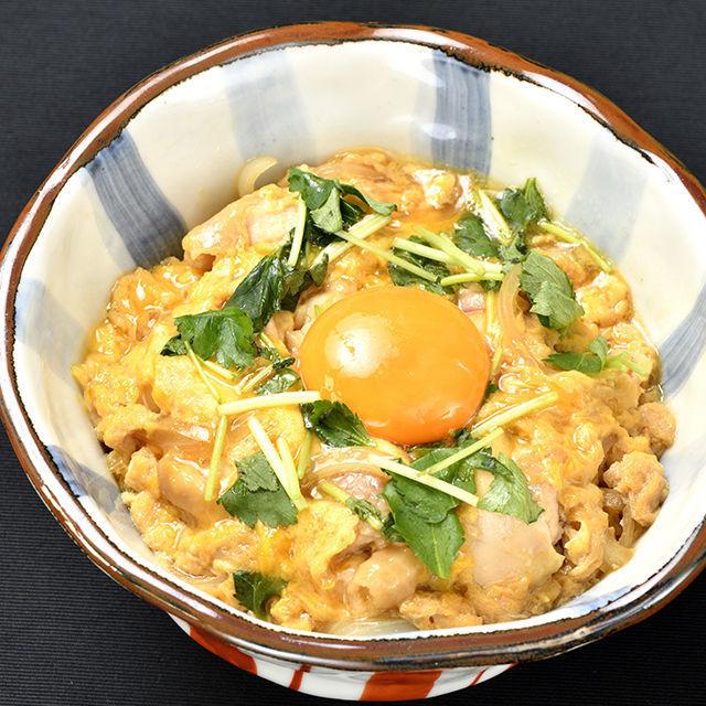 織田調理師専門学校 【8月】とろとろ親子丼&氷細工デモンストレーション1