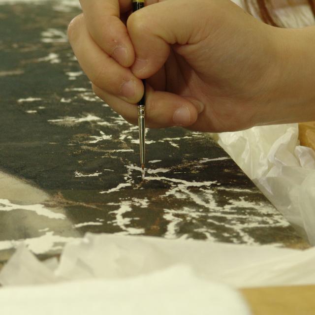 東洋美術学校 初めての油彩画修復（保存修復家体験）1
