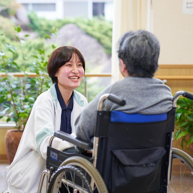 専門学校岡山ビジネスカレッジ 介護福祉学科|利用者様の幸せを喜ぶ介護福祉士になろう!1