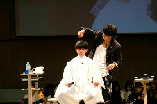 ハリウッド美容専門学校の学費情報なら スタディサプリ 進路