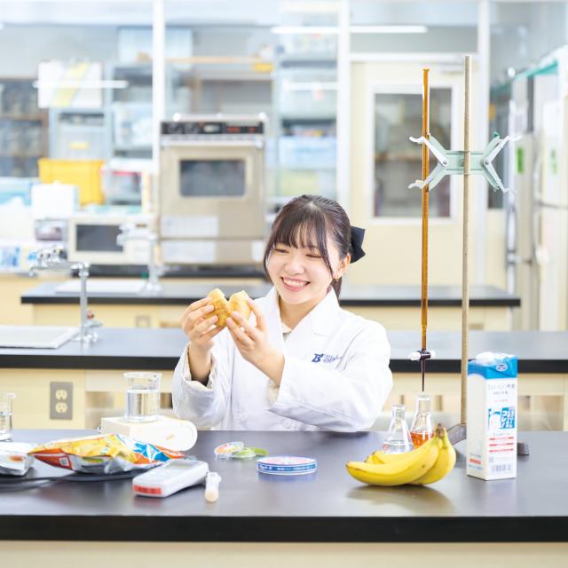 東京バイオテクノロジー専門学校 【コースの学びがしっかりわかる！】体験授業4