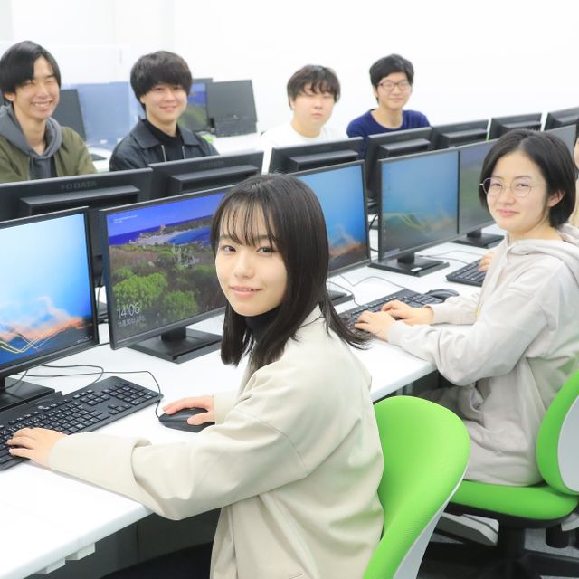 専門学校九州テクノカレッジ 【在校生にリアルを聞いてみよう！】夏のOC予約受付中★1