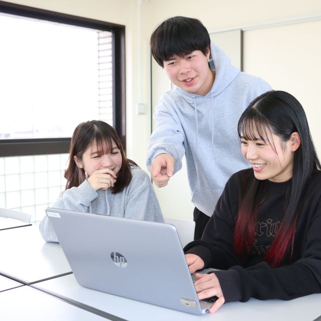 土浦こども情報ビジネス専門学校 【情報処理コース】資格よりも幅広いスキル取得に特化1