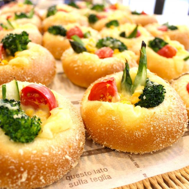 国際調理製菓専門学校 【PMオープンキャンパス】製菓体験≪夏野菜カレーパン≫2
