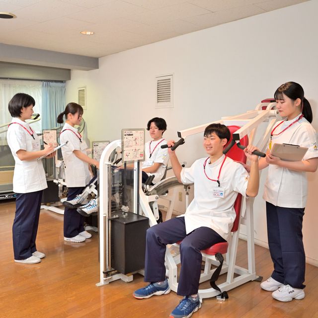 多摩リハビリテーション学院専門学校 【理学療法学科】スポーツ現場での応急処置4