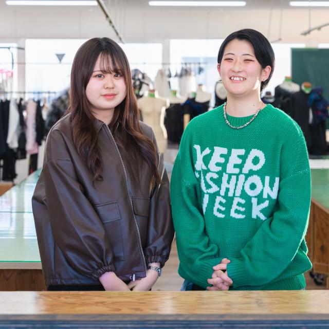 足利デザイン・ビューティ専門学校 ファッションデザイン科：クリスマスフェスタ♪小物リメイク体験4