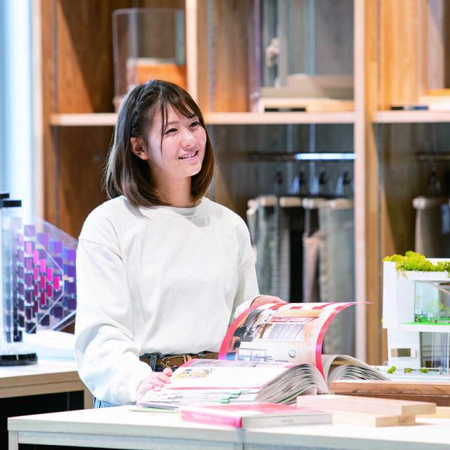 中央工学校 2020体験入学☆名作椅子模型やインテリアCGを体験しよう!1