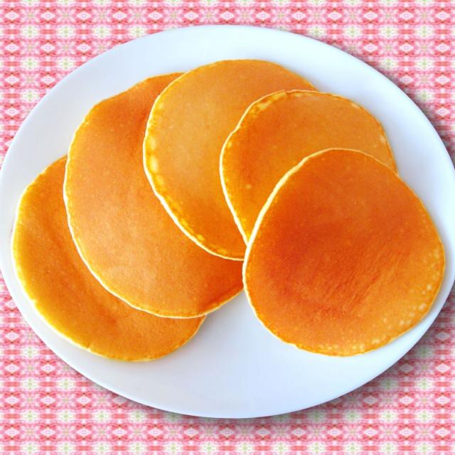 二葉栄養専門学校 ★管理栄養士学科★嗅覚の実験。 ホットケーキのにおい??1