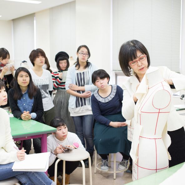 香蘭女子短期大学 資料請求 願書請求 学校案内 スタディサプリ 進路