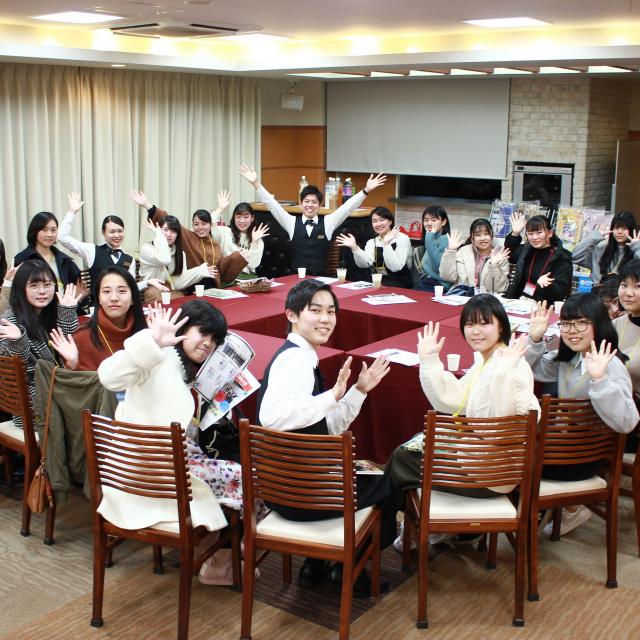 大阪外国語・ホテル・エアライン専門学校 【ホテル】本物のホテルサービスを体験できる！クリスマスSP★4