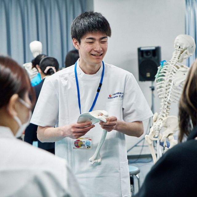 大阪保健医療大学 高校１・２年生対象　医療の中のリハビリ職　Special体験3