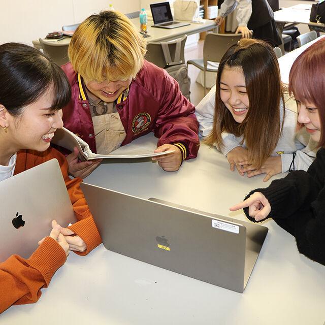専門学校 福岡デザイナー・アカデミー 10月の体験入学（総合デザイン）2