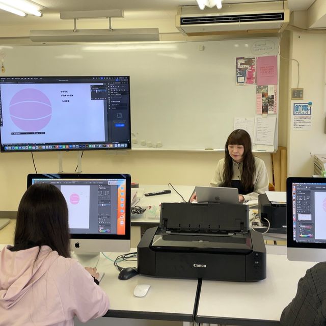 ファッション文化専門学校ＤＯＲＥＭＥ イラストレーター体験！オリジナル名刺を作ってみよう！1
