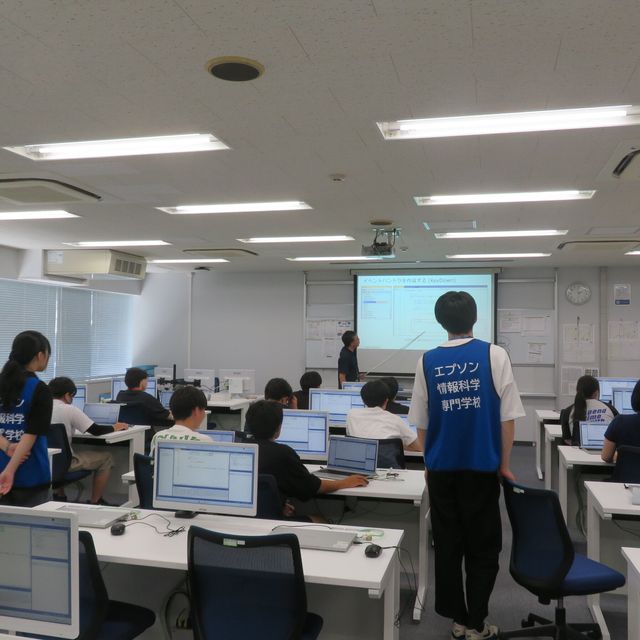 エプソン情報科学専門学校 JavaScriptでプログラミング体験 ～ジャンケン～2