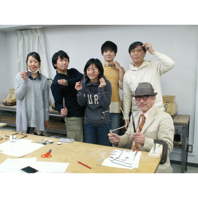 東京眼鏡専門学校 <職人志向の方大歓迎> 医療に携われる職人になる!1