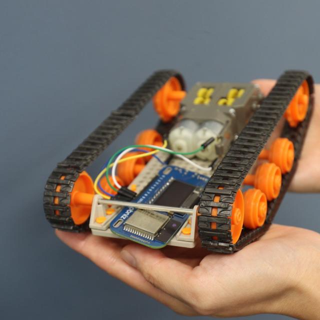 専門学校　東京テクニカルカレッジ 【IoT＋AI科】ラジコンカーを作ろう！1
