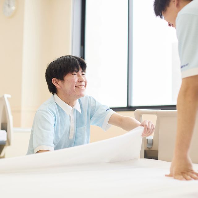 長岡こども福祉カレッジ 【 介護福祉科 】現場と同じ設備で介護体験！2