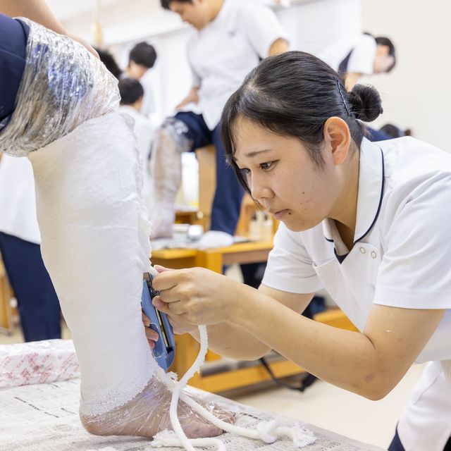 郡山健康科学専門学校 【理学療法学科】オープンキャンパス（学校説明編）4