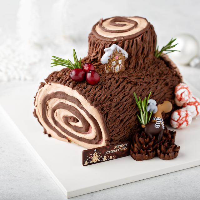 札幌観光ブライダル・製菓専門学校 【製菓学科】ブッシュドノエル1