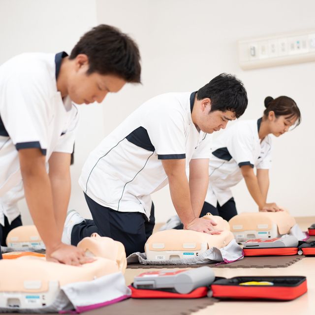 長岡崇徳大学 8/8限定！卒業生×教員が語る、看護師の仕事と本音トーク4