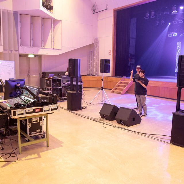 キャットミュージックカレッジ専門学校 【音響】PAの基本システムのセッティングにチャレンジ！1