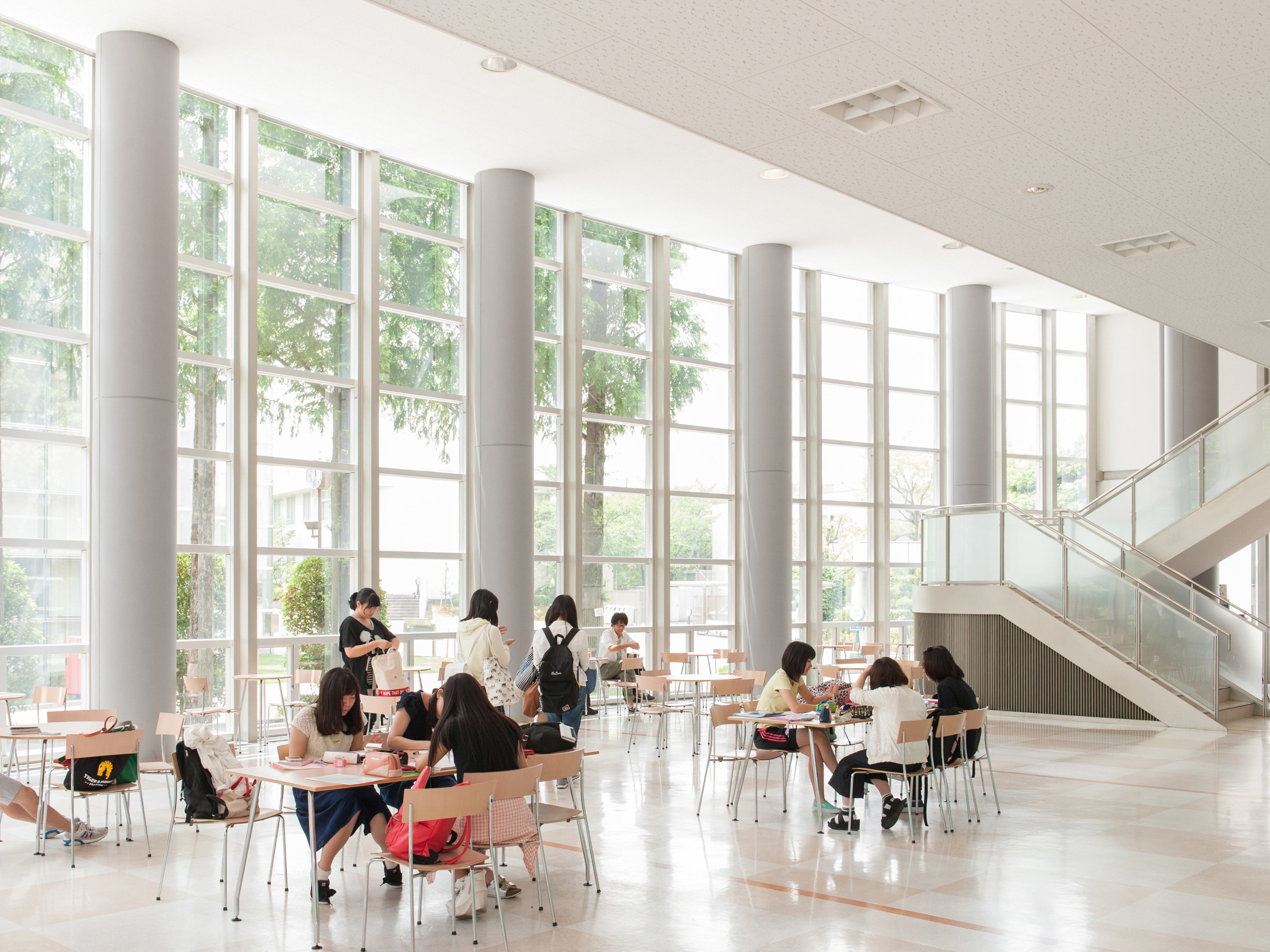 東海 学園 大学