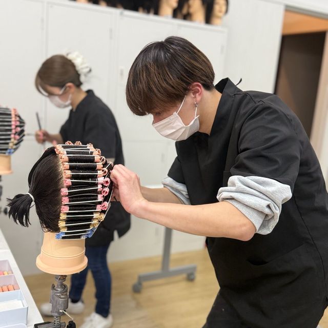 静岡アルス美容専門学校 国家試験課目「ワインディング」＆ヘアアレンジ体験！2
